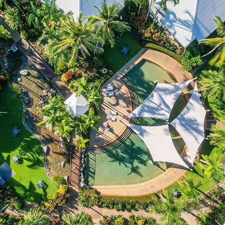 Coral Sands Beachfront Resort Trinity Beach Extérieur photo
