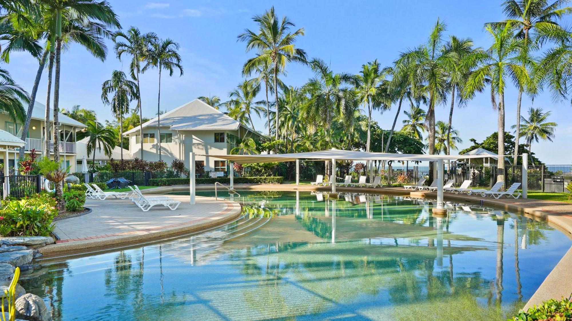 Coral Sands Beachfront Resort Trinity Beach Extérieur photo